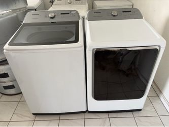 Samsung Washer and Electric-240v dryer