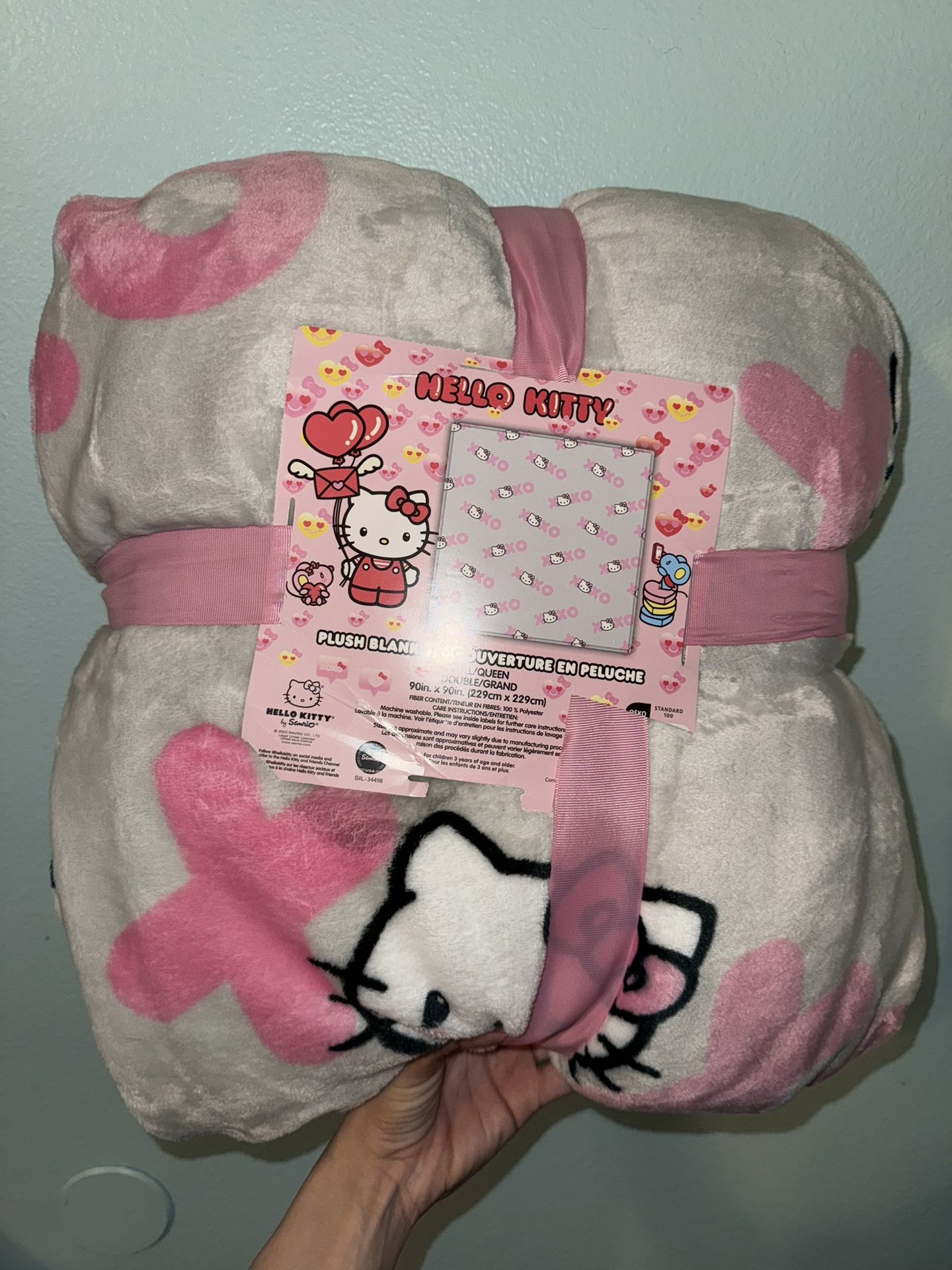 Hello Kitty Blanket