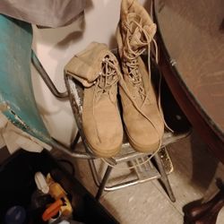 Army Boots 50$
