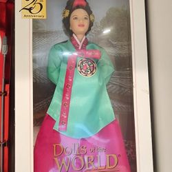 Princess of the Korean Court Barbie