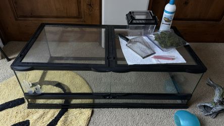 Large ZooMed Front Opening Enclosure + Decor