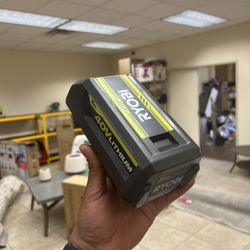 New RYOBI 40V Lithium-lon 5.0 Ah Battery