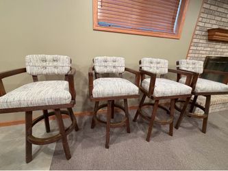 Set of 4 Swivel Bar Chairs