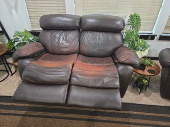 Free Real Leather 6 Piece Powered Recliner Set USB Chargers (Used) (Free)