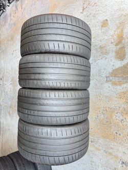 Four Tires Two 265/35/21 and Two 295/30/21 Michelin Pilot Sport 4S with 70-75% Left Tesla Model S