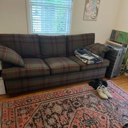 Beautiful Plaid Couch 