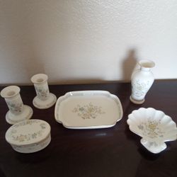 Gorham Cherrywood Bathroom Set