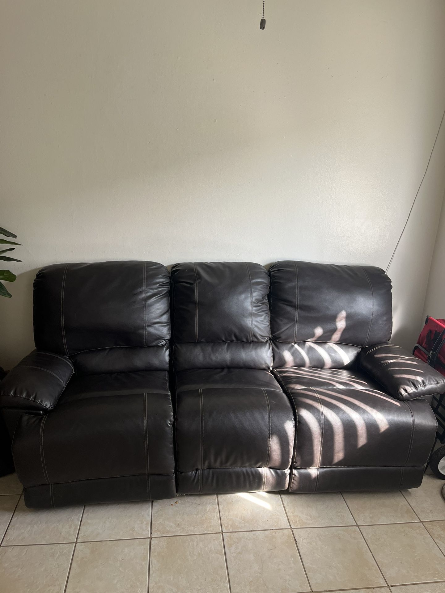Free Reclining Couch
