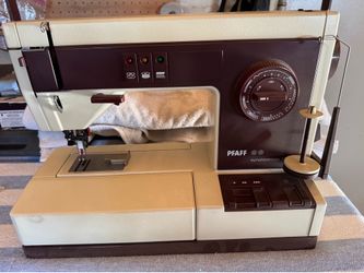 Vintage Pfaff Sewing Machine