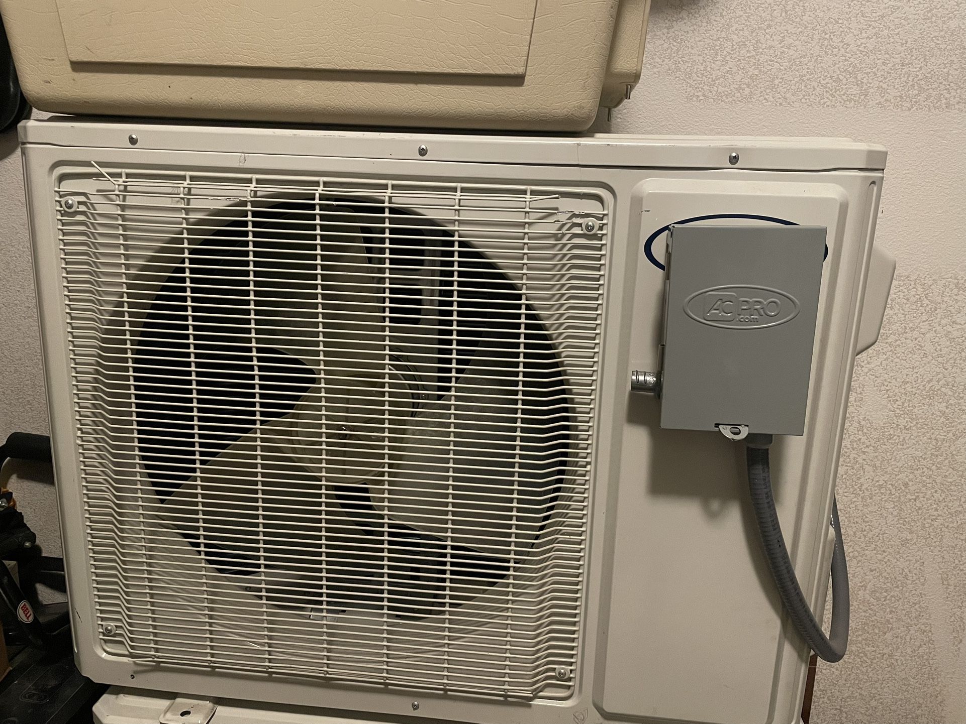 24k BTU Mini Split Condenser, Comes A Mini split 