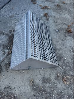 Aluminum step cover