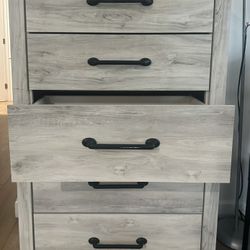 Cambreck 5-Drawer Chest of Drawers Whitewash Finish
