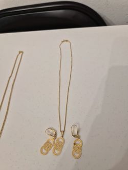 Necklace & Earing Set