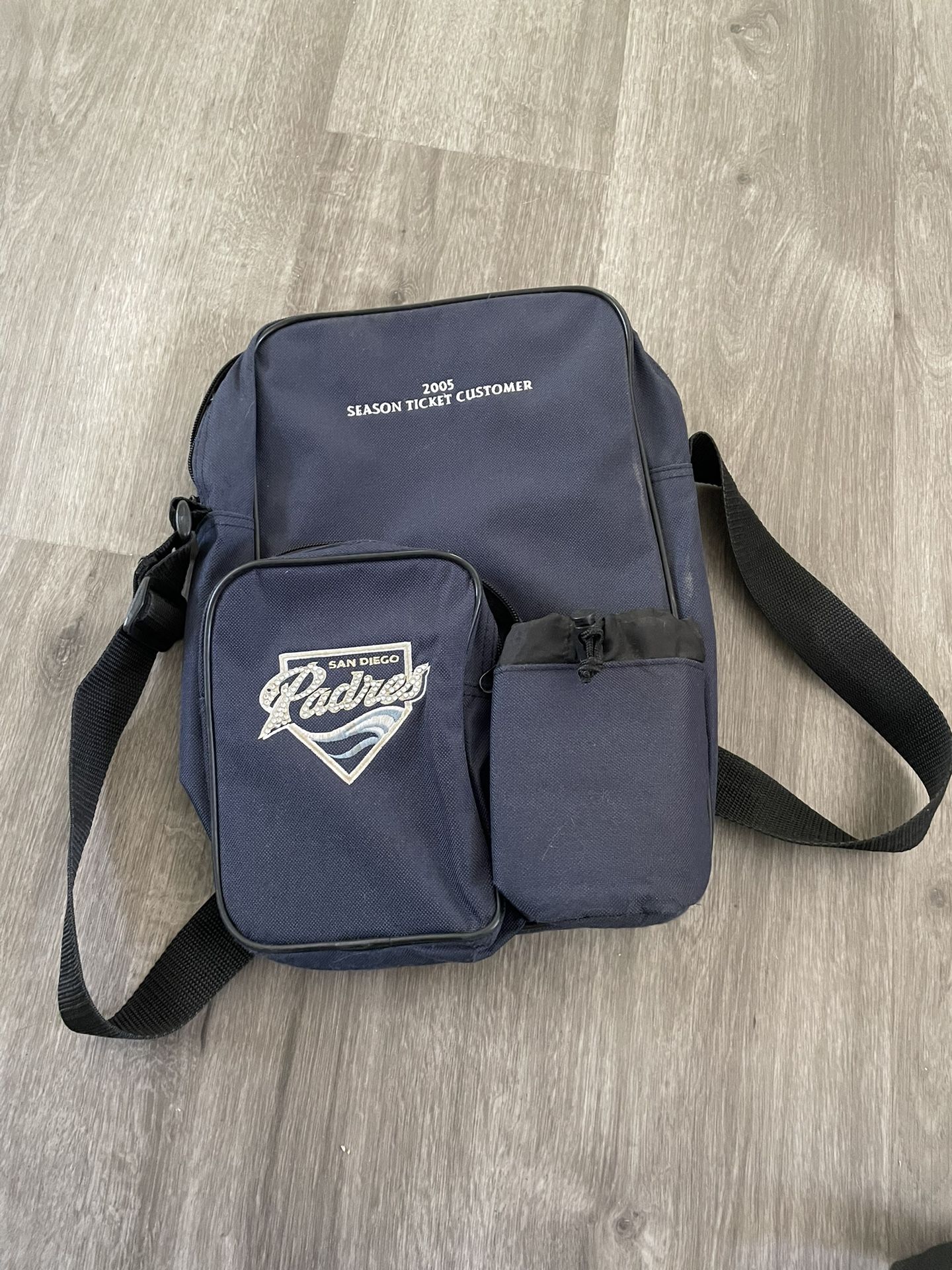 2 2005 San Diego Padres Season Ticket Holder Bags