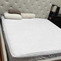 CONFORT KING SIZE BED FRAME AND MATRESS