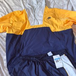 Retro Nike Wind Breaker Sweat Suit 