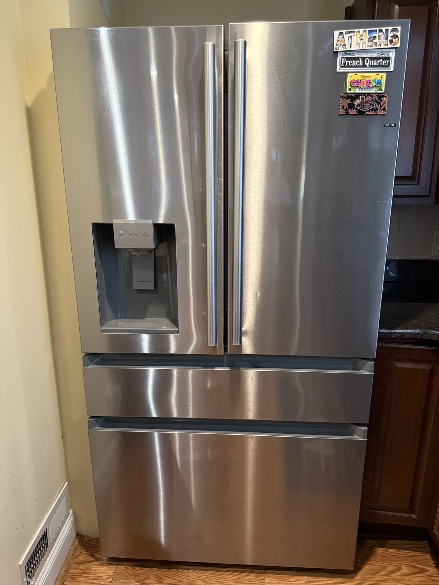 Refrigerator