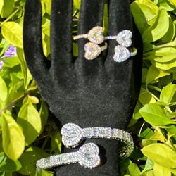 18 K Gold Plated Heart Ring And Bracelet Set 