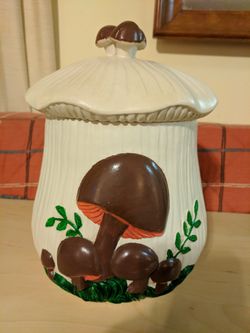 Arnell's Mushroom Cookie Jar
