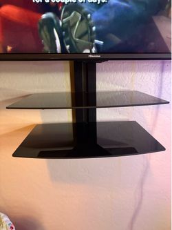 Floating shelves