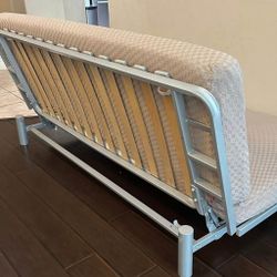 Futon bed