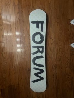 Forum tie snowboard