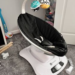 4moms mamaRoo 