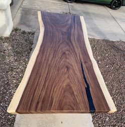 Table Live Edge Parota Wood