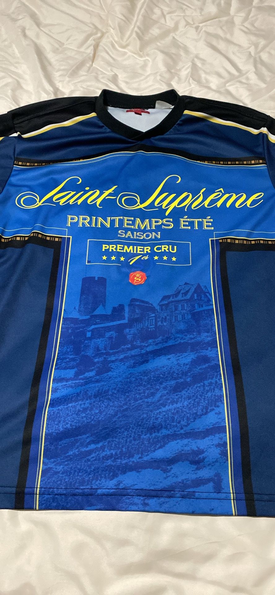 Supreme Jersey size, small men