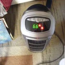  HEATER WITH REMOTE CONTROL 