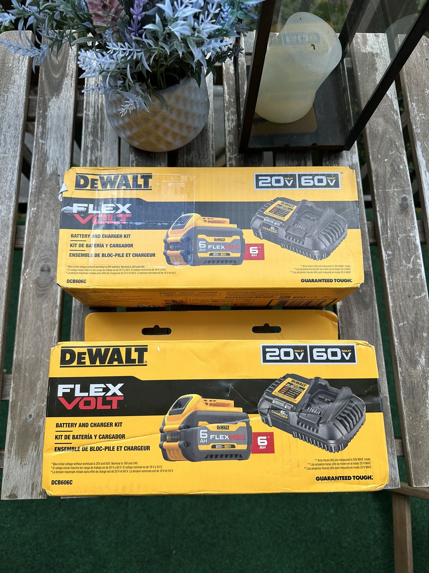 Dewalt FlexVolt battery 6ah charger 6amp