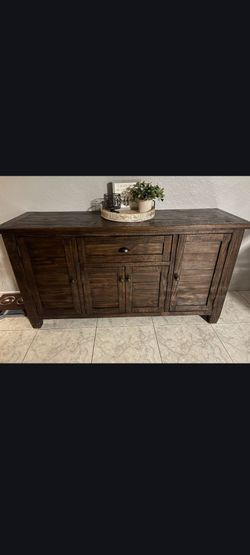 Comedor y mueble