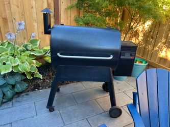 2021 Traeger Pro 780 WiFIRE Pellet Grill & Smoker