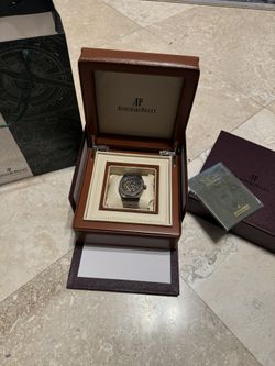 Automatic Luxury Watch