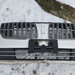 OEM LINCOLN MKT 2010-2012 FRONT BUMPER COVER GRILLE FOG LIGHT WHITE COMPLETE