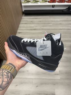 Jordan 5 OG Retro Black Metallic Reimagined 