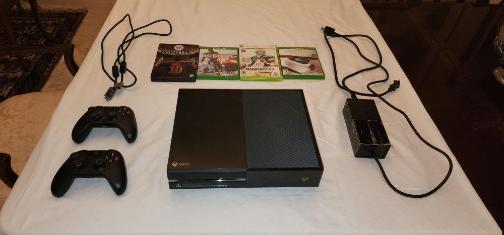 Xbox One Ready To Play Complete Set / Package Deal (Pre Owned)