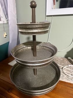 3 tier tray galvanized