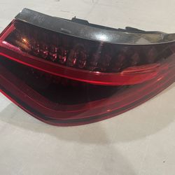 Mercedes Benz Taillight
