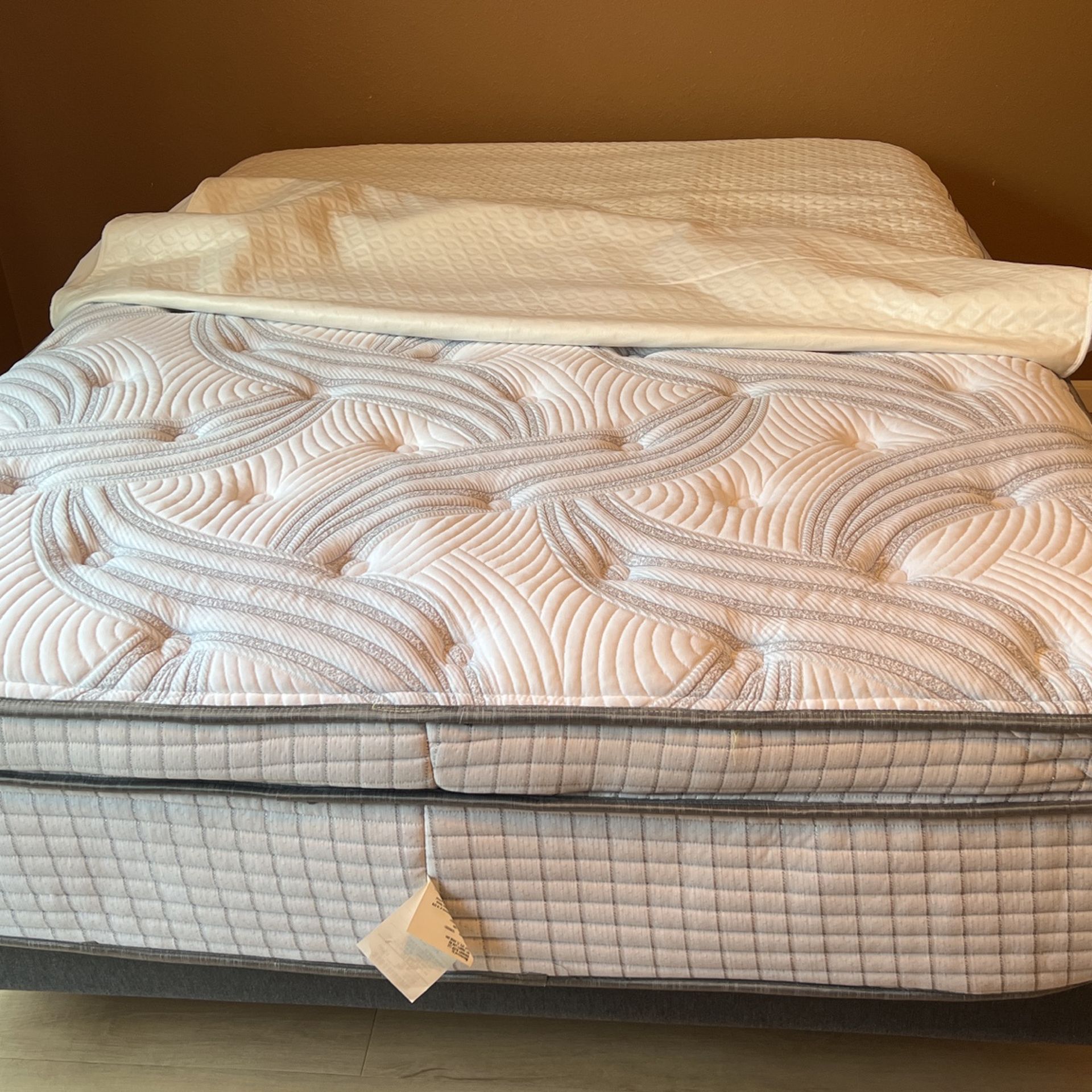 Brand New Queen Mattress for Sale in Punta Gorda, FL OfferUp