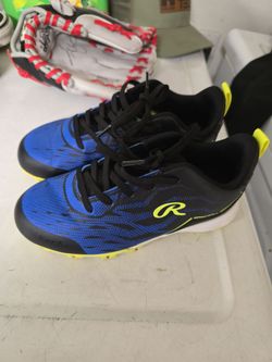 Kids Baseball Cleats Size 1