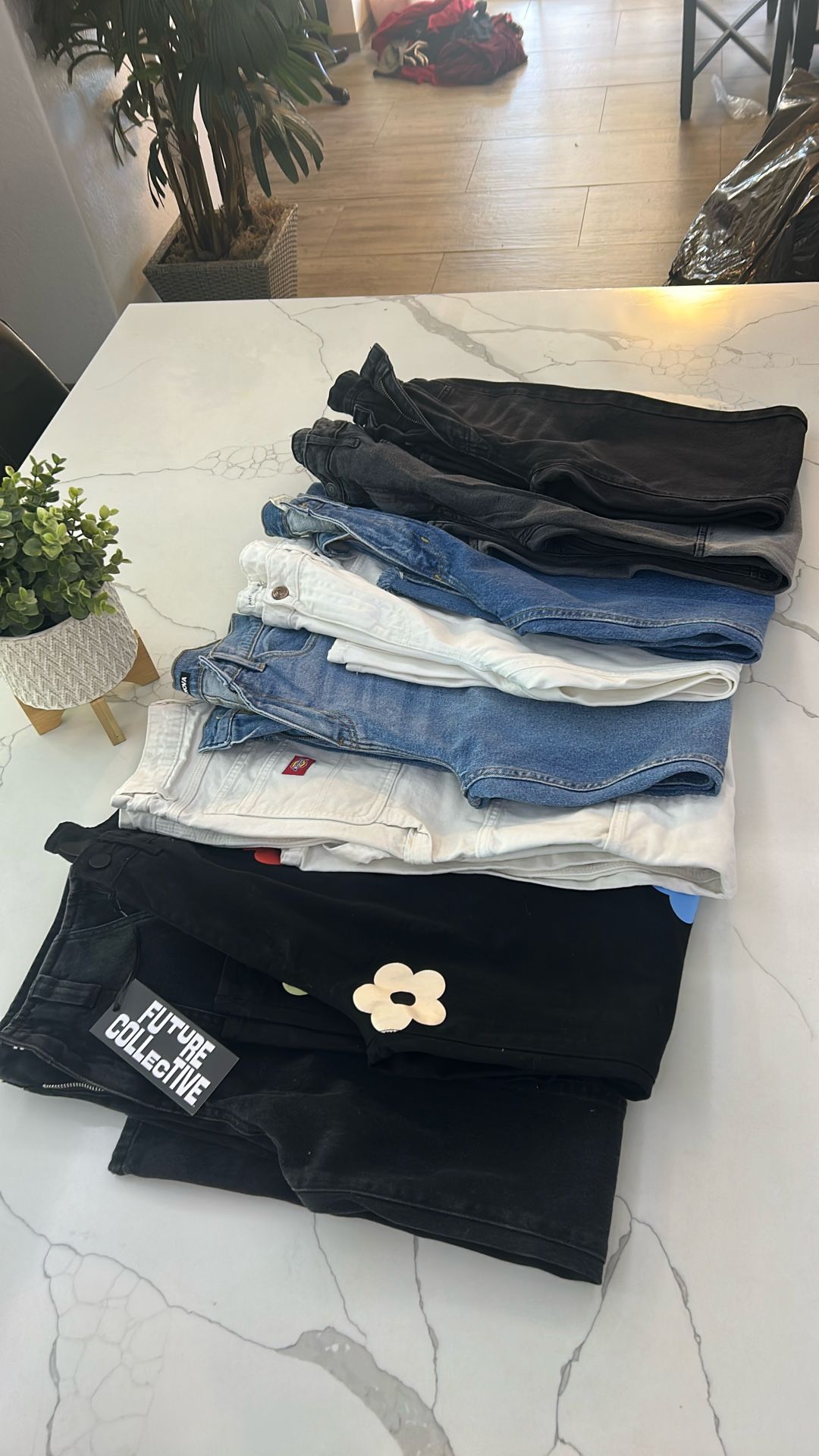 Pants size xs teenager