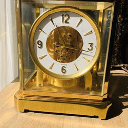 Atmospheric Antique Table Clock