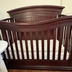 Great Heavy Wood Crib 