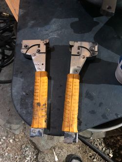 Arrow Fastener HT50 Professional Heavy Duty Hammer Tackers