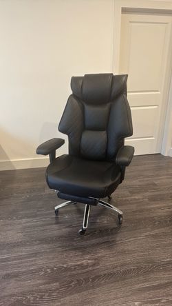 Big and Tall Office Chair with Footrest