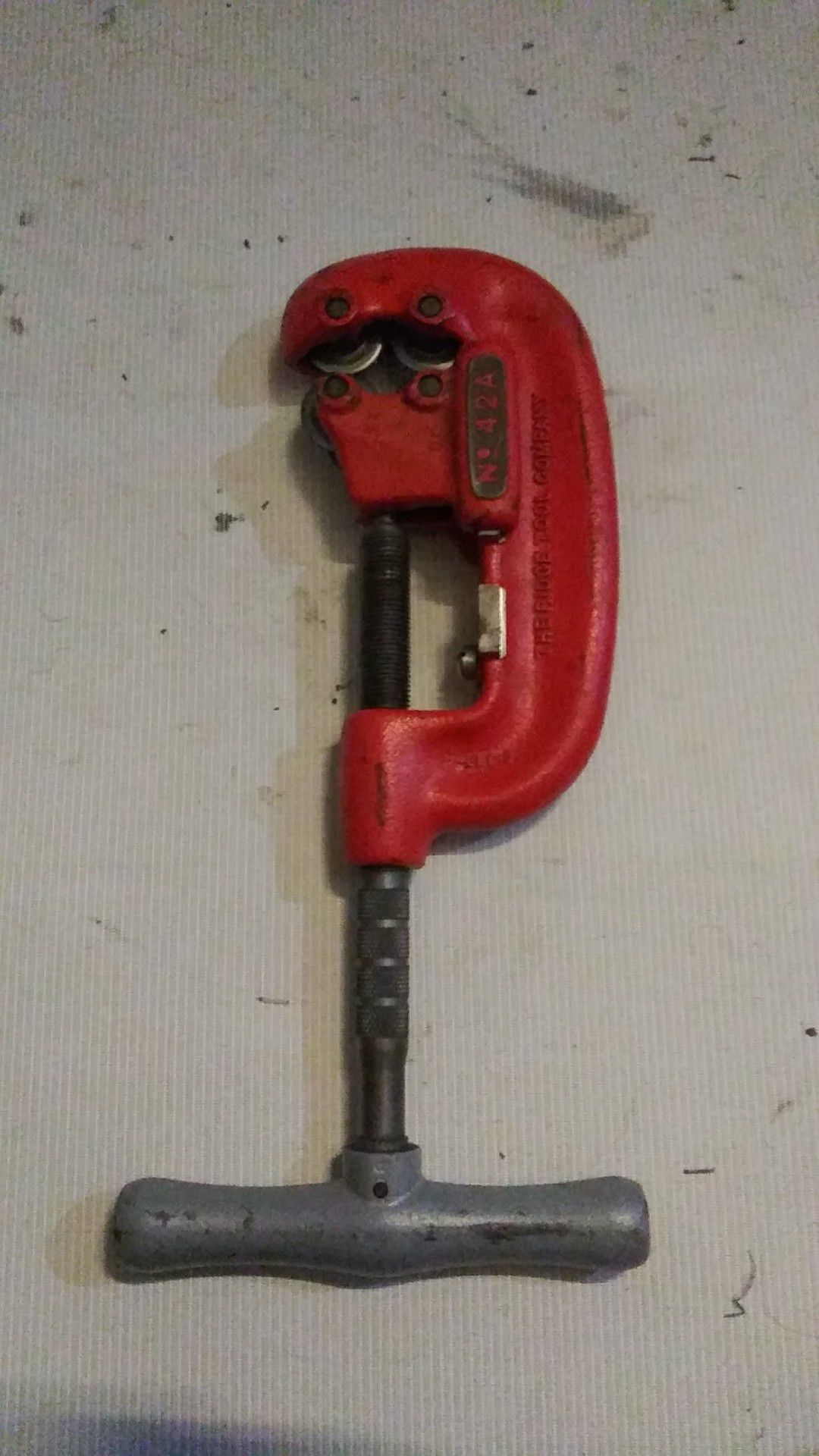 Rigid No.42A four wheel pipe cutter