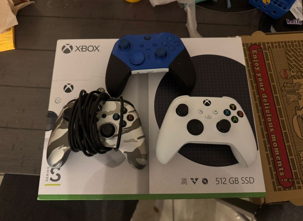 Xbox One Series S And 3 Controllers