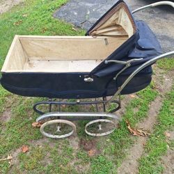 1950 VINTAGE BABY HOOD BABY CARRIAGE BUGGY STROLLER. 