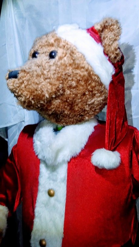 5 FOOT DANCING BEAR